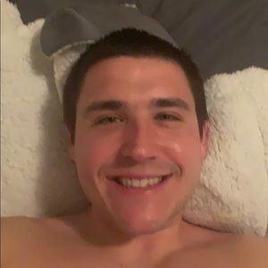 Meet your Posher, Casey